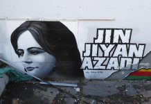 Le figlie della rivoluzione: come Khomeini ha creato la generazione femminile più istruita e ribelle del Medio Oriente
